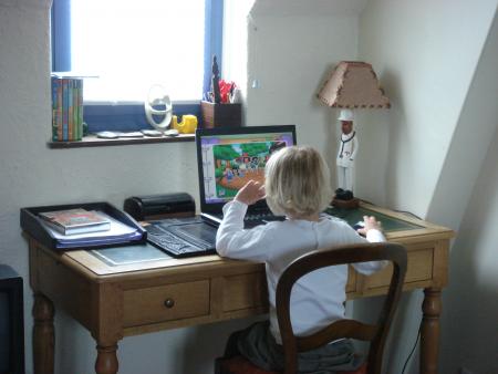 Louise travaille en haut